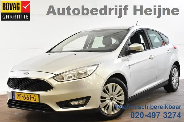 Photo 1 : Ford Focus 2017 Petrol