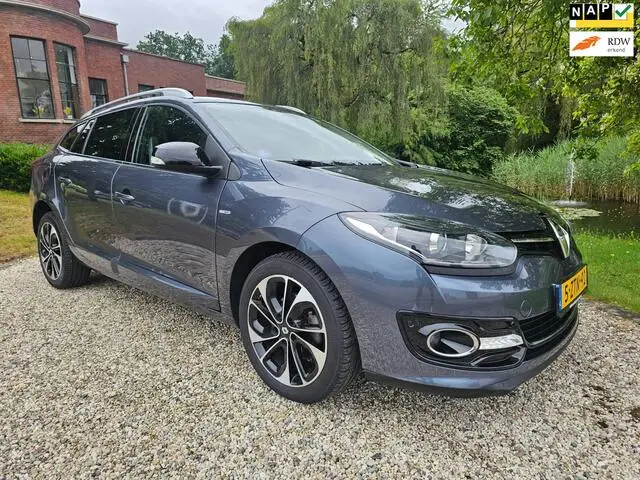 Photo 1 : Renault Megane 2015 Essence