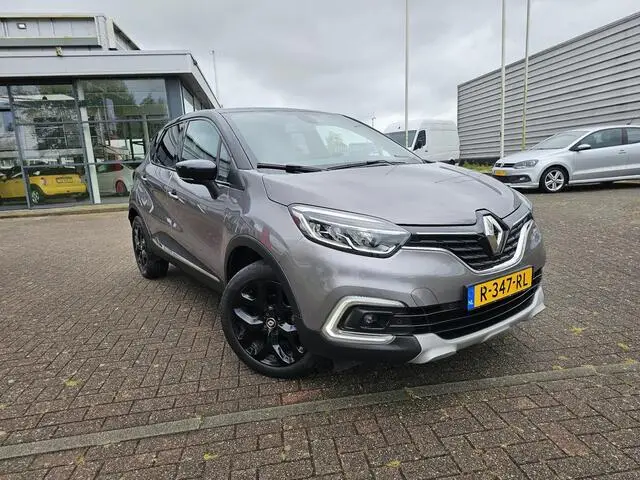 Photo 1 : Renault Captur 2019 Essence