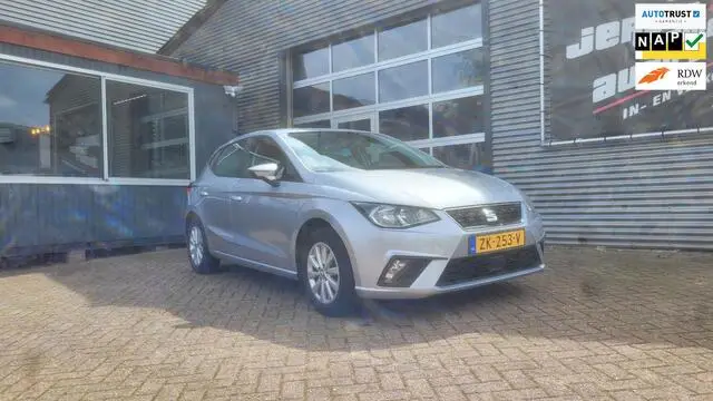 Photo 1 : Seat Ibiza 2018 Petrol