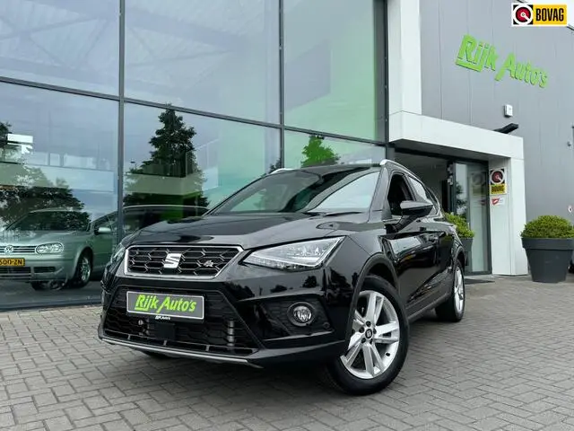 Photo 1 : Seat Arona 2021 Essence