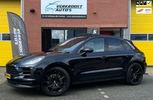 Photo 1 : Porsche Macan 2019 Petrol