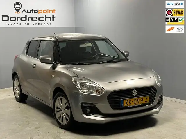 Photo 1 : Suzuki Swift 2019 Petrol