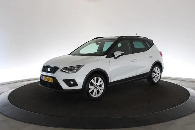 Photo 1 : Seat Arona 2021 Essence