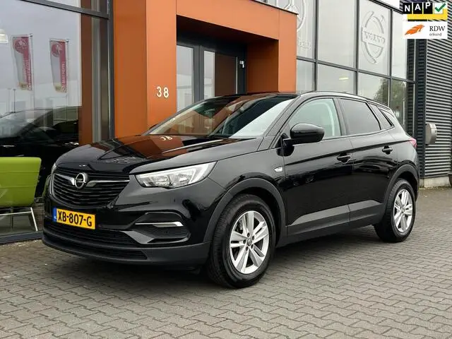 Photo 1 : Opel Grandland 2018 Essence