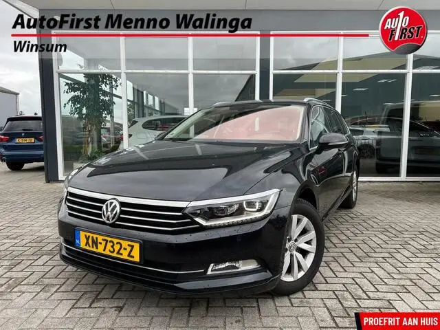 Photo 1 : Volkswagen Passat 2019 Petrol