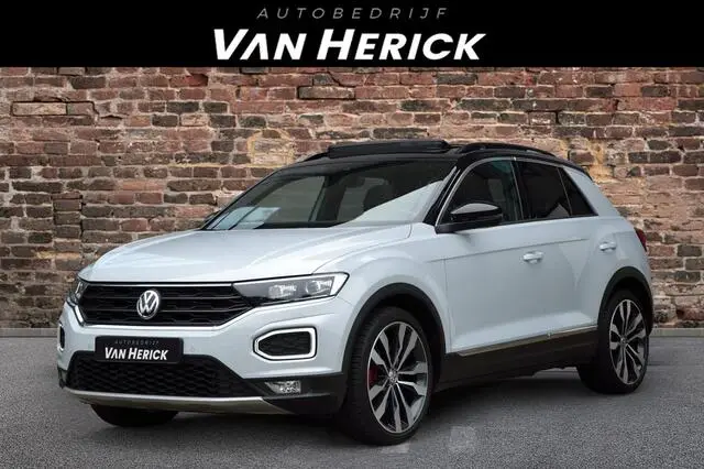 Photo 1 : Volkswagen T-roc 2018 Petrol