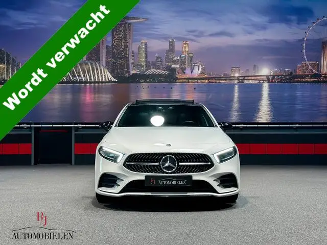 Photo 1 : Mercedes-benz Classe A 2018 Petrol