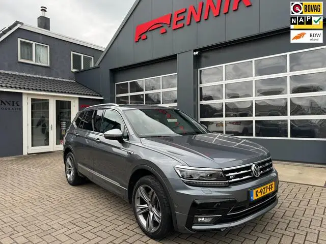 Photo 1 : Volkswagen Tiguan 2020 Petrol