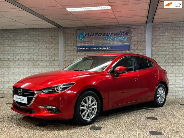 Photo 1 : Mazda 3 2018 Essence