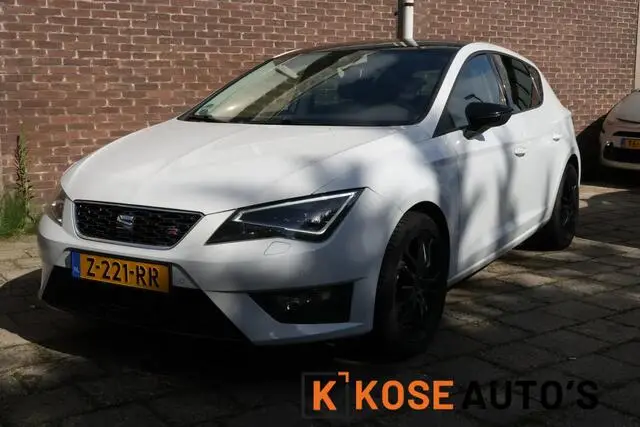 Photo 1 : Seat Leon 2016 Petrol