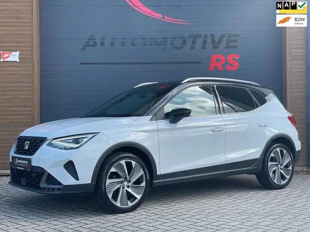 Photo 1 : Seat Arona 2022 Petrol