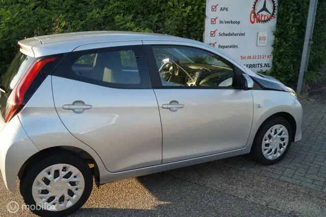 Photo 1 : Toyota Aygo 2018 Petrol