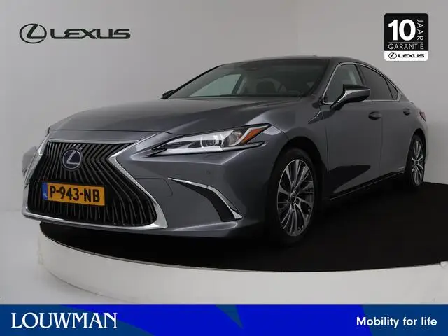 Photo 1 : Lexus Es 2022 Hybrid