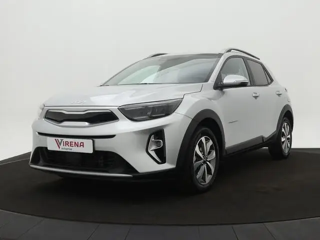 Photo 1 : Kia Stonic 2023 Hybrid