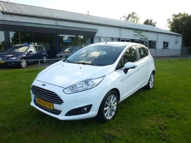 Photo 1 : Ford Fiesta 2015 Petrol