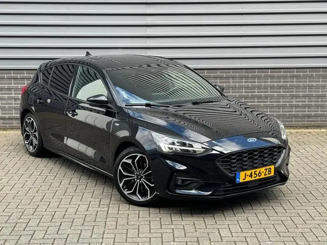 Photo 1 : Ford Focus 2019 Petrol