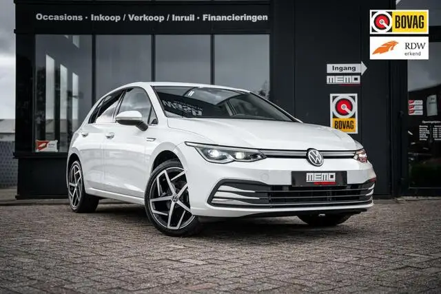 Photo 1 : Volkswagen Golf 2020 Petrol