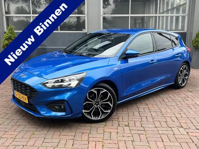 Photo 1 : Ford Focus 2019 Petrol