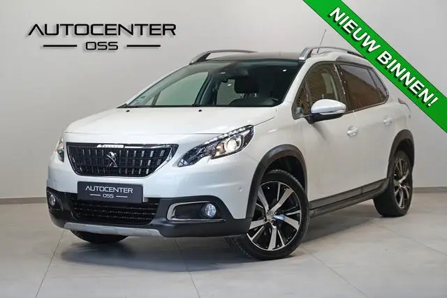 Photo 1 : Peugeot 2008 2016 Petrol