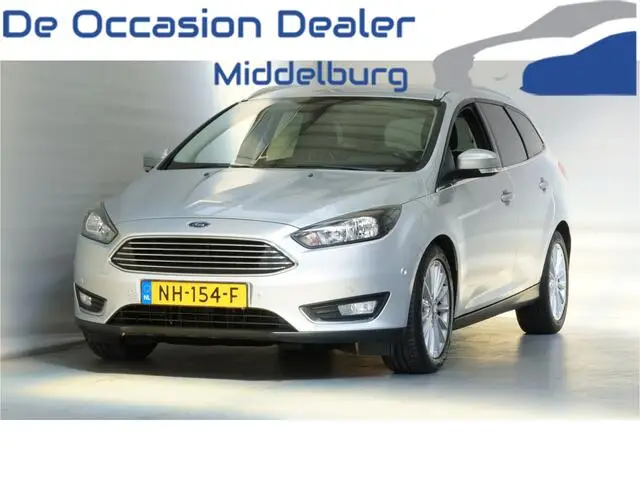 Photo 1 : Ford Focus 2017 Petrol