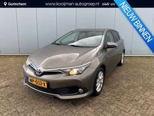 Photo 1 : Toyota Auris 2017 Essence