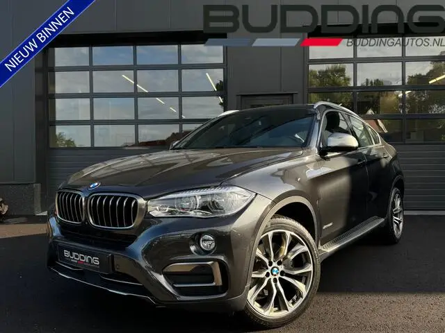 Photo 1 : Bmw X6 2016 Essence