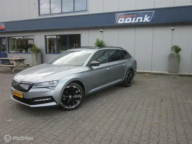 Photo 1 : Skoda Superb 2021 Hybride