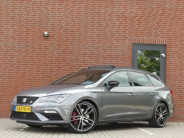 Photo 1 : Seat Leon 2017 Petrol