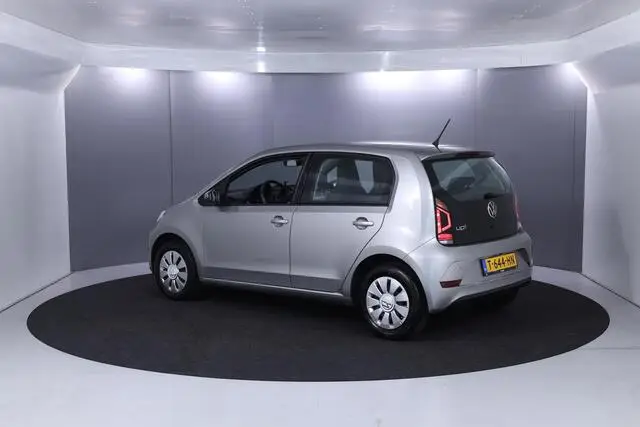 Photo 1 : Volkswagen Up! 2023 Essence