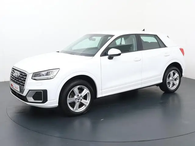 Photo 1 : Audi Q2 2020 Essence