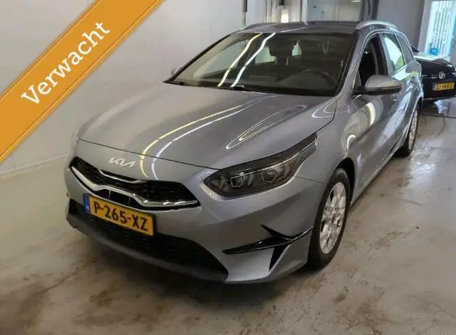 Photo 1 : Kia Ceed 2022 Petrol