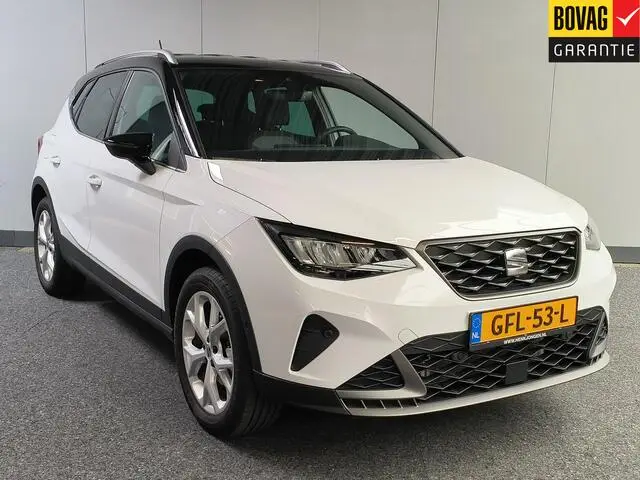 Photo 1 : Seat Arona 2023 Petrol