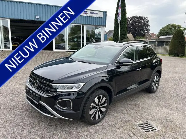 Photo 1 : Volkswagen T-roc 2023 Essence