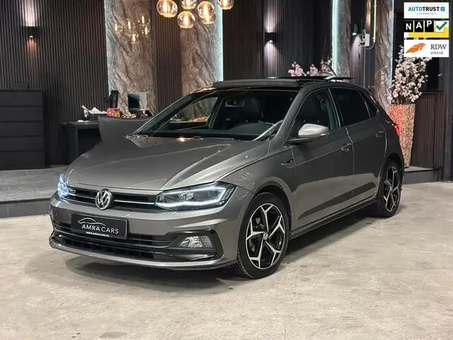 Photo 1 : Volkswagen Polo 2019 Essence