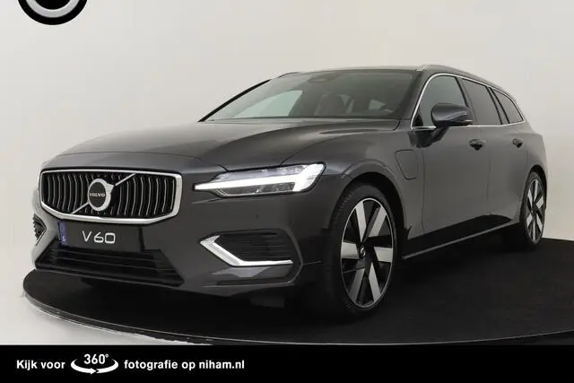 Photo 1 : Volvo V60 2024 Hybrid