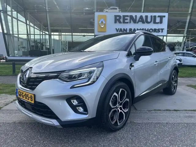 Photo 1 : Renault Captur 2022 Hybrid