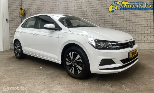 Photo 1 : Volkswagen Polo 2021 Essence