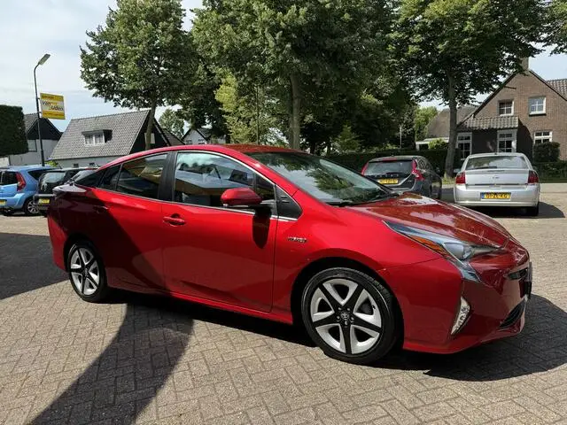 Photo 1 : Toyota Prius 2016 Hybrid