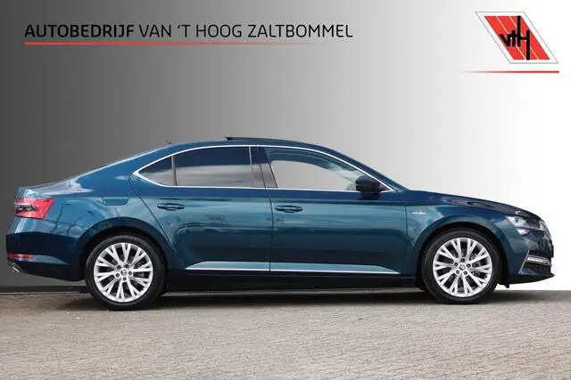 Photo 1 : Skoda Superb 2020 Hybride