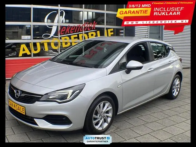 Photo 1 : Opel Astra 2020 Essence