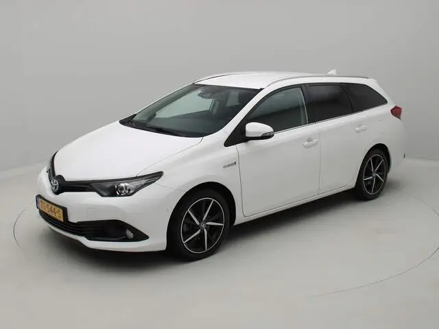 Photo 1 : Toyota Auris 2018 Hybrid