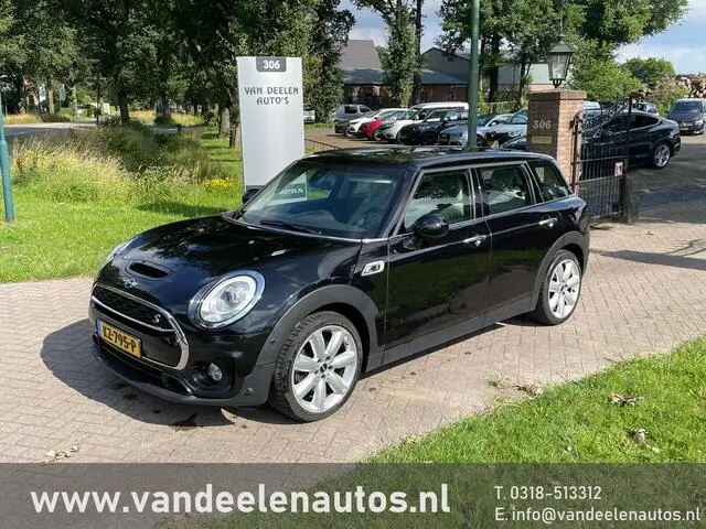 Photo 1 : Mini Cooper 2017 Petrol