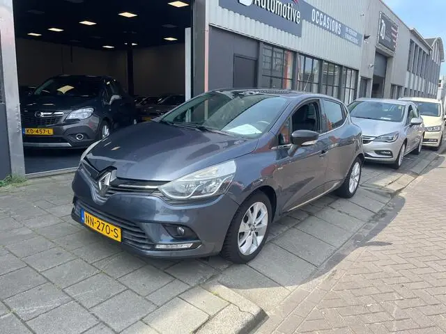 Photo 1 : Renault Clio 2017 Petrol