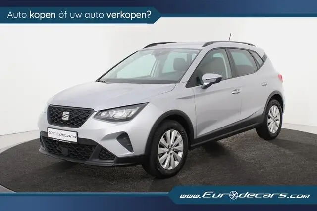 Photo 1 : Seat Arona 2022 Petrol