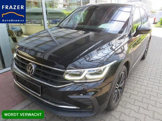 Photo 1 : Volkswagen Tiguan 2021 Petrol