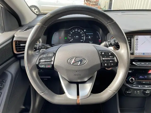 Photo 1 : Hyundai Ioniq 2019 Electric