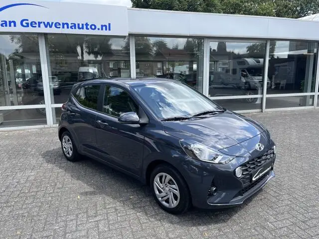 Photo 1 : Hyundai I10 2021 Essence