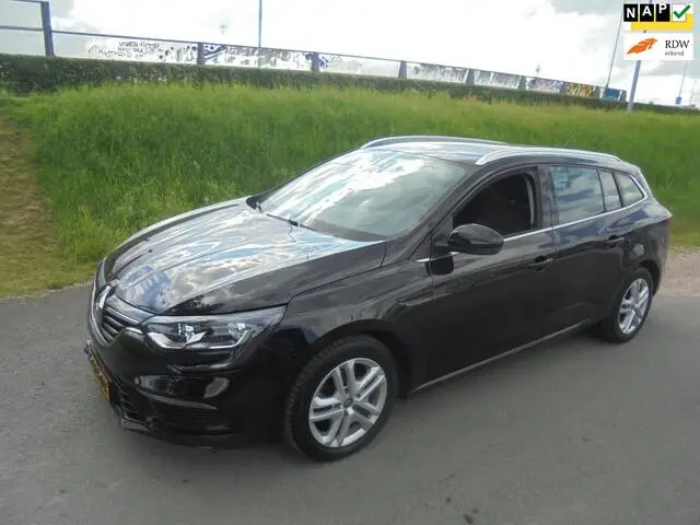 Photo 1 : Renault Megane 2019 Petrol