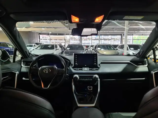 Photo 1 : Toyota Rav4 2019 Hybrid